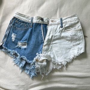 Nature Jean shorts, size small